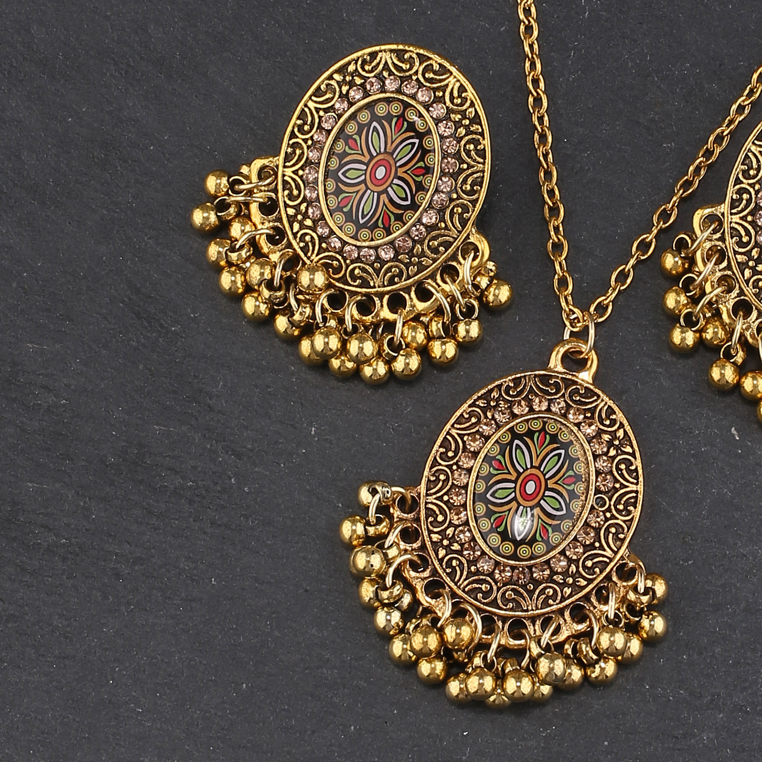 Women's Gender Plating Design Retro Oval Alloy Plating Women's Earrings Necklace
