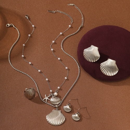 New European and American-style ocean shell pearl titanium steel necklace set—women's fashion, lightweight luxury, and versatile stainless steel pendant