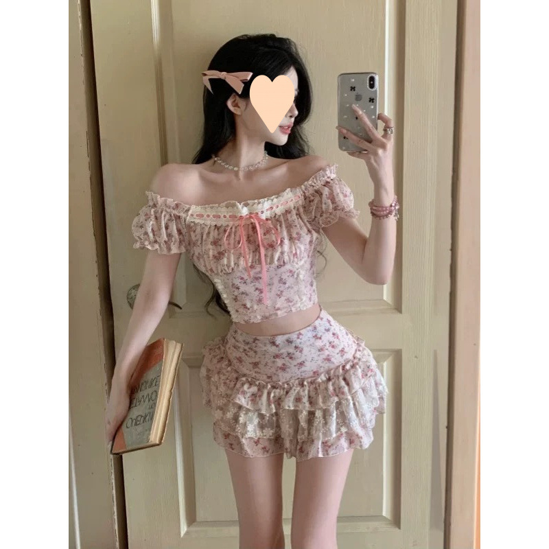 奶系穿搭夏季套装女粉色碎花露肩衬衫上衣蕾丝高腰半身短裙两件套|undefined