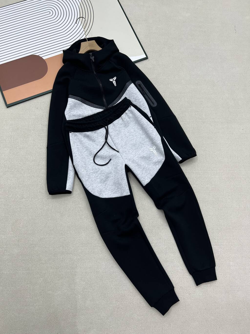 Set de color gris negro