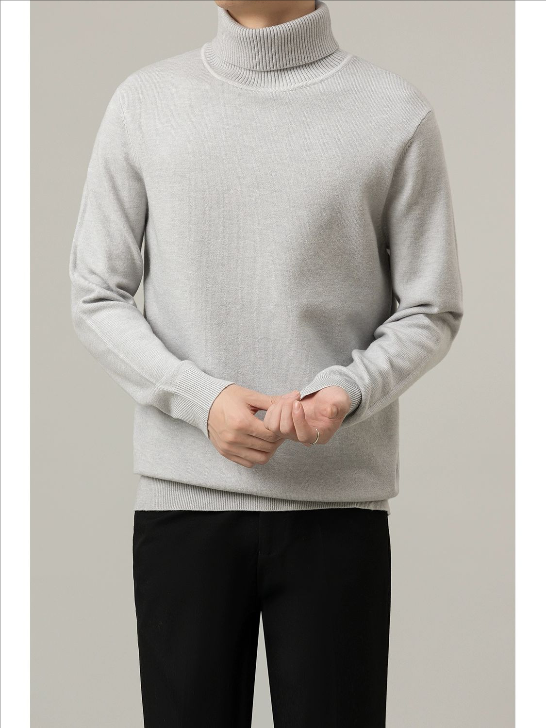 Suéter de hombre otoño y invierno nuevo cuello redondo caliente delgado casual hombre camiseta de fondo de color sólido de moda de hombre