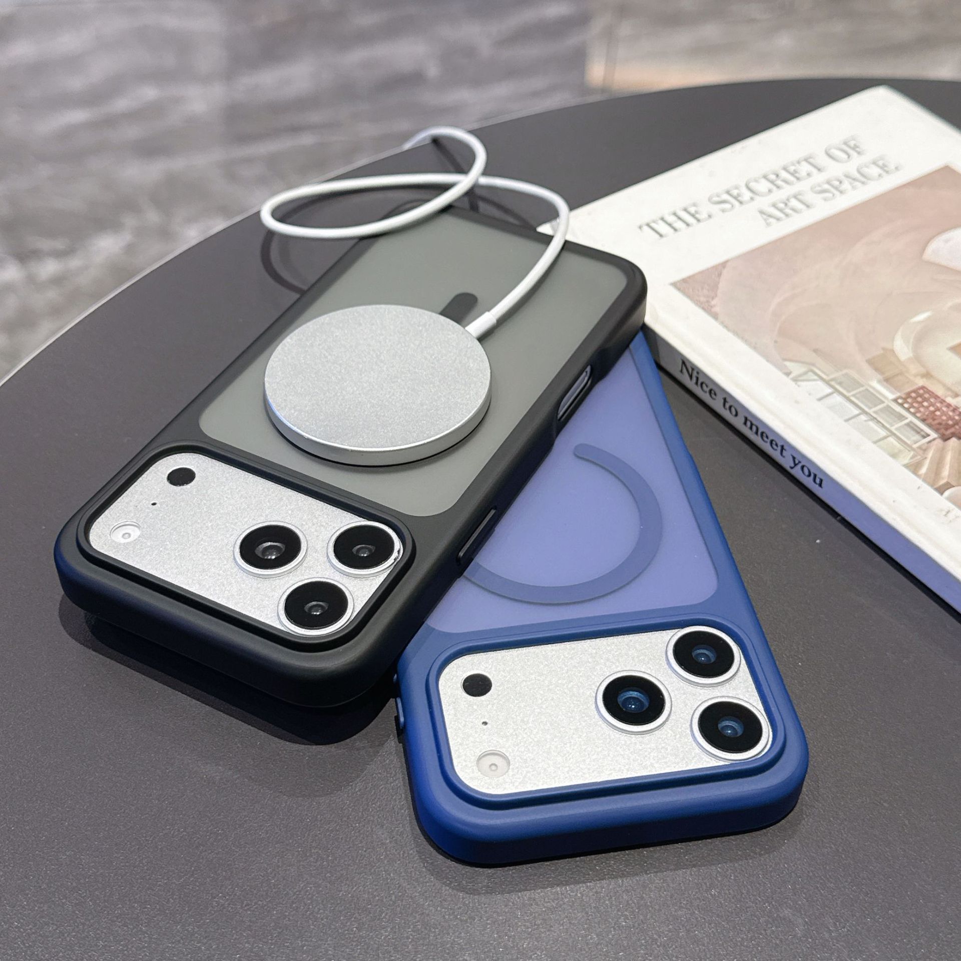 iPhone17Promax caso de teléfono simple esmerilado succión de piel anti-caída empresarial Apple 11 cubierta