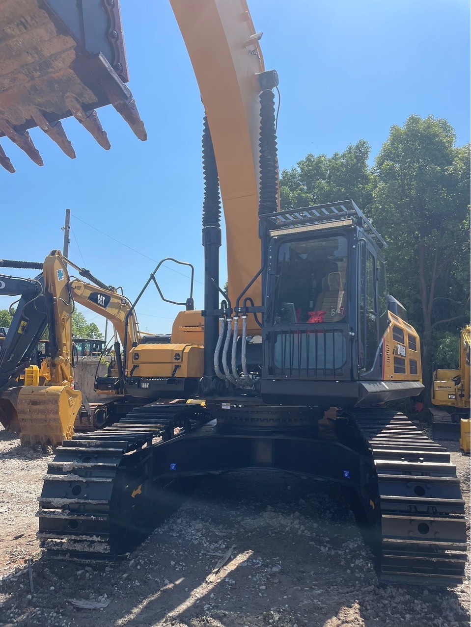 Exportaciones nacionales y extranjeras para comprar excavadoras de segunda mano 31485 baratas para enviar cabeza triturada