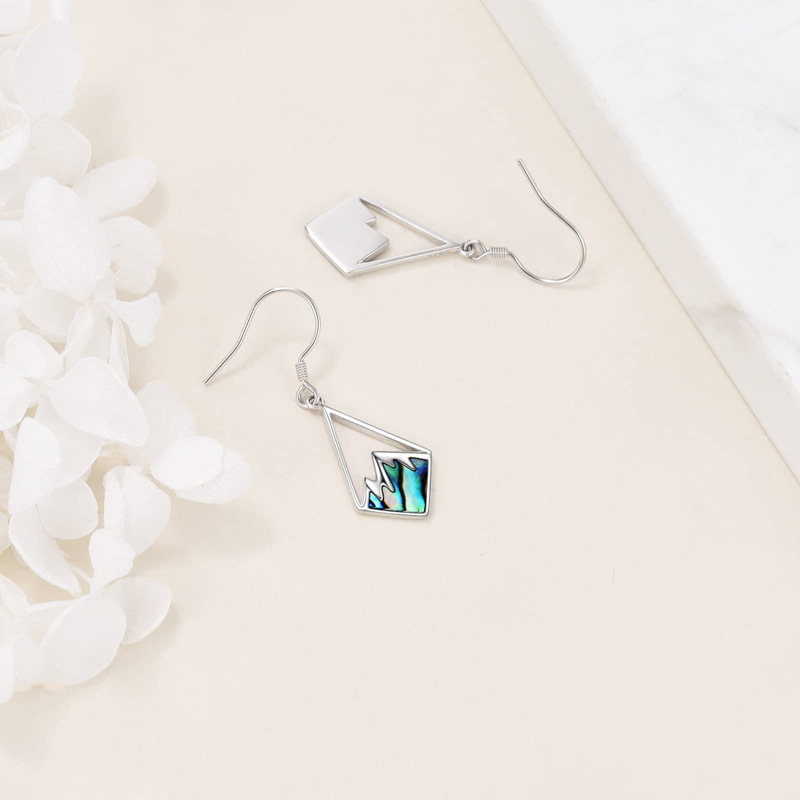 3-Abalone Mountain Hooks-04