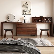 ����ľɫ��y̨��ľ���y̨����һ�w���Ҵ�β��s�ռ{�����y��y��