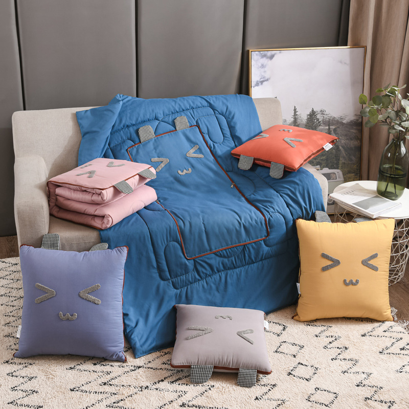 New four-season skin-friendly pouting cat pillow quilt three-dimensional craft towel embroidery rock gray water wash cotton