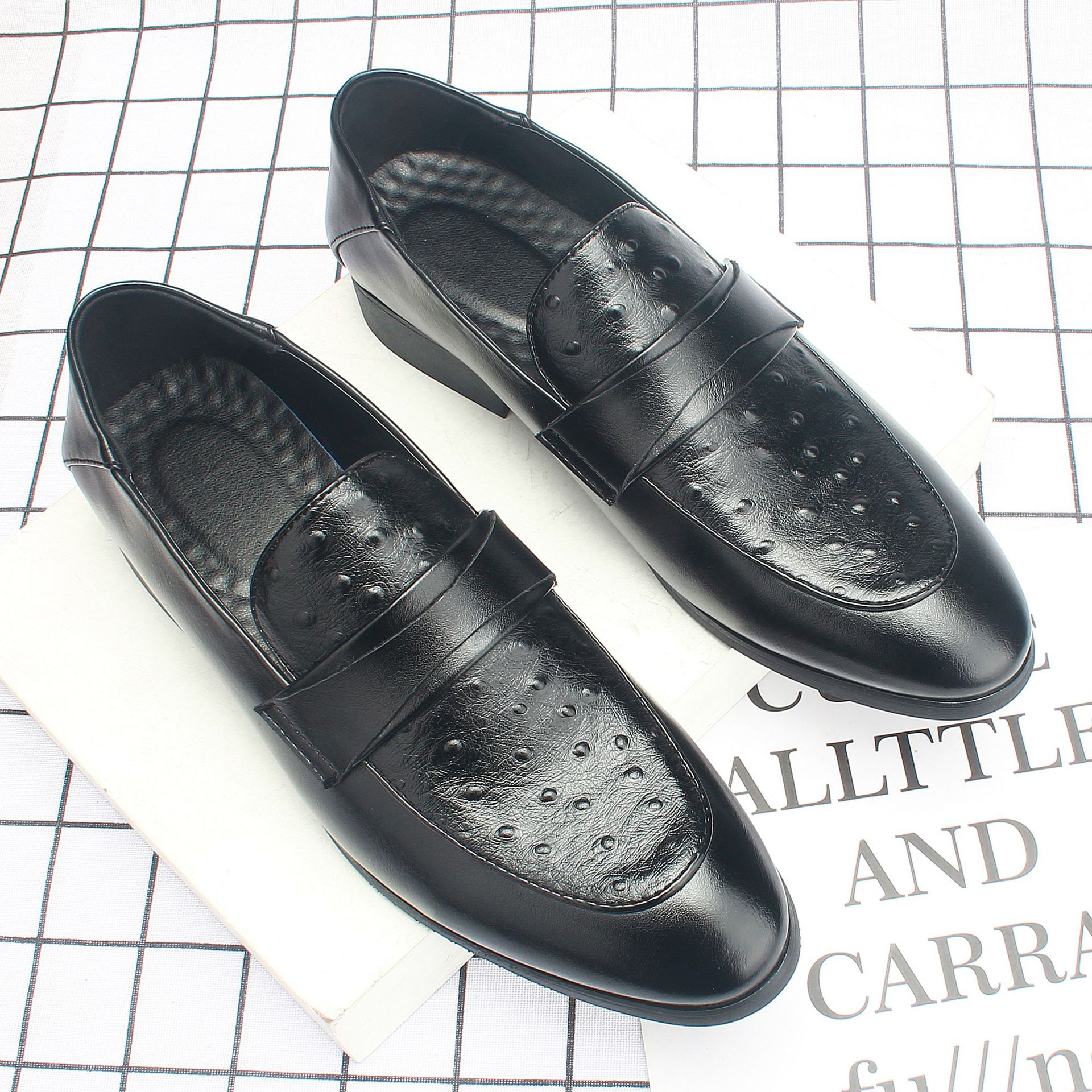 2022�����¿�������ʿ�׽Ŵ���ʱ�еͰ����й�װ��ƤЬ146