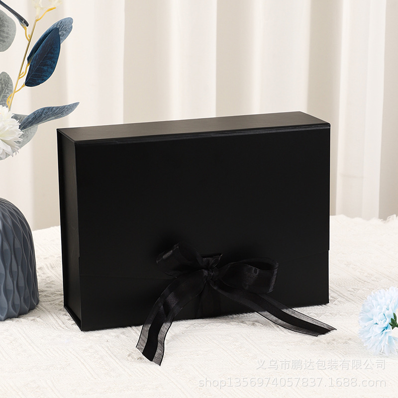 Caja plegable sobre negro * 26*19*8cm