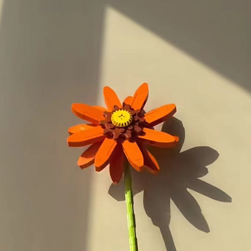 クロスボーダー佳奇積み木花diyはバラの永生花を組み合わせて彼女に祝日のプレゼントシリーズの花束のデスクトップを送ります。|undefined
