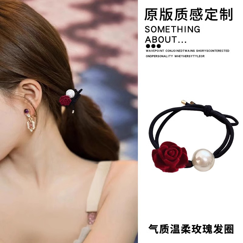 Coletero con Flor de Rosa Roja 2025, Nueva Banda para el Cabello de Alta Gama, Anillo para el Cabello con Perlas, Coletero para Cola de Caballo Baja, Accesorio para el Cabello