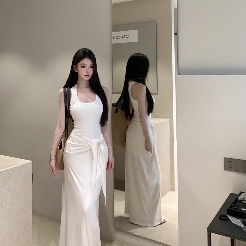 黒のUネックノースリーブI字ベストドレス女性の夏のホットガールウエストスリムスカート気質ヒップカバーロングスカート夏|undefined