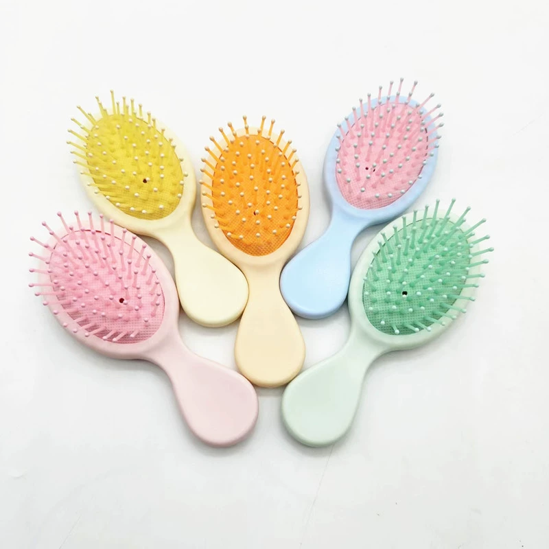 Handheld Scalp Massager Brush, Matte Finish, Soft Cushion, 14 cm Compact