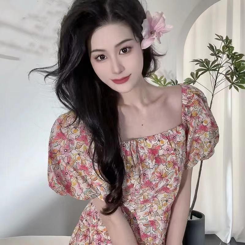 Đầm suông midi cổ vuông in họa tiết hoa tay bồng — Như hình chi tiết 8