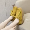 Lemon yellow (female model)