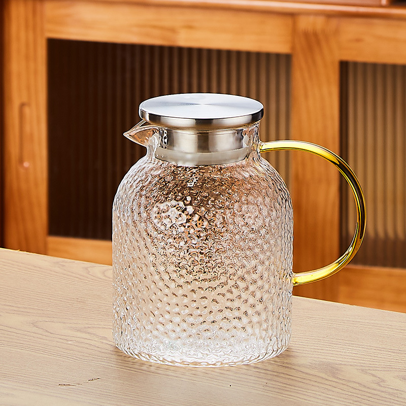 Hammer lines directly through the pot (silver cover) 1750ml