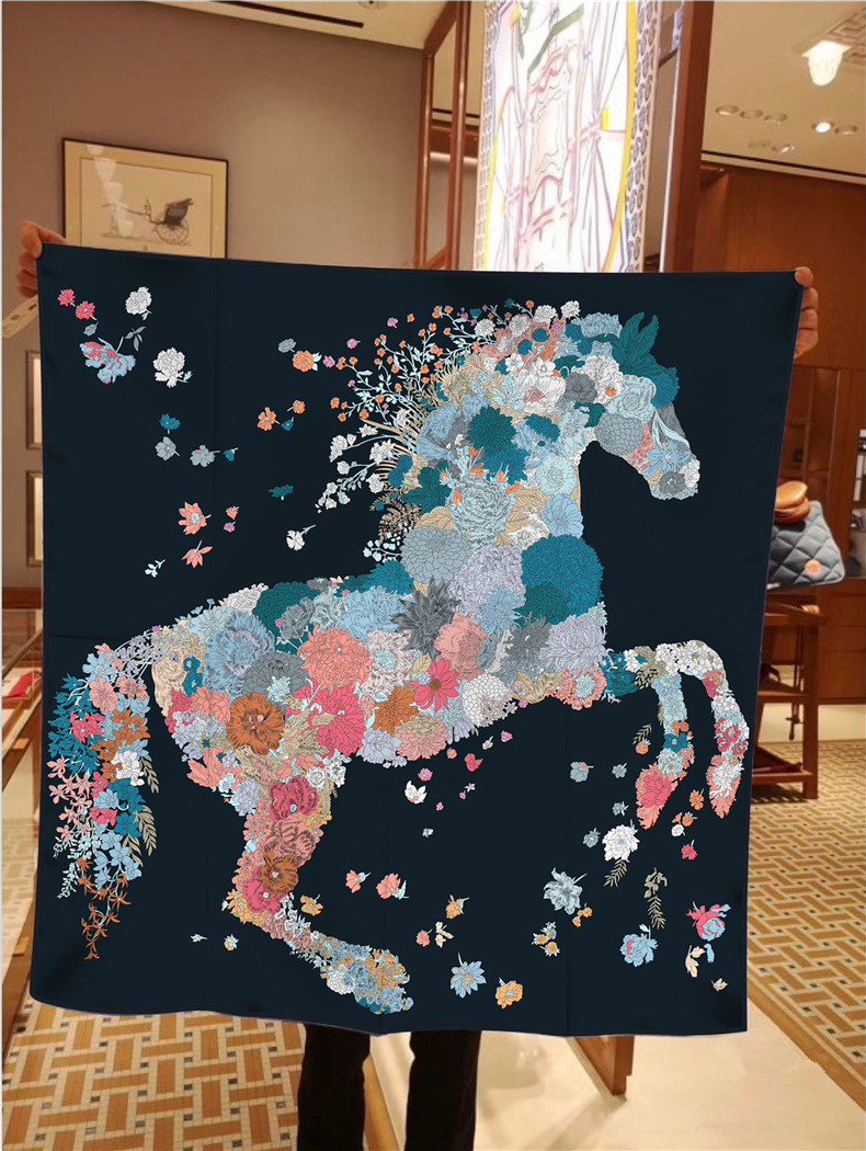 2023 Nuova sciarpa di lusso leggera quadrata stampata in seta twill di cavallo colorata_voghion.com