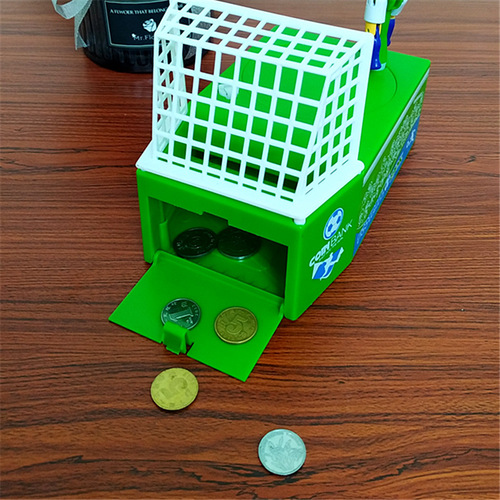Creative football piggy bank coin deposit machine World Cup piggy bank foreign trade coin machine gift