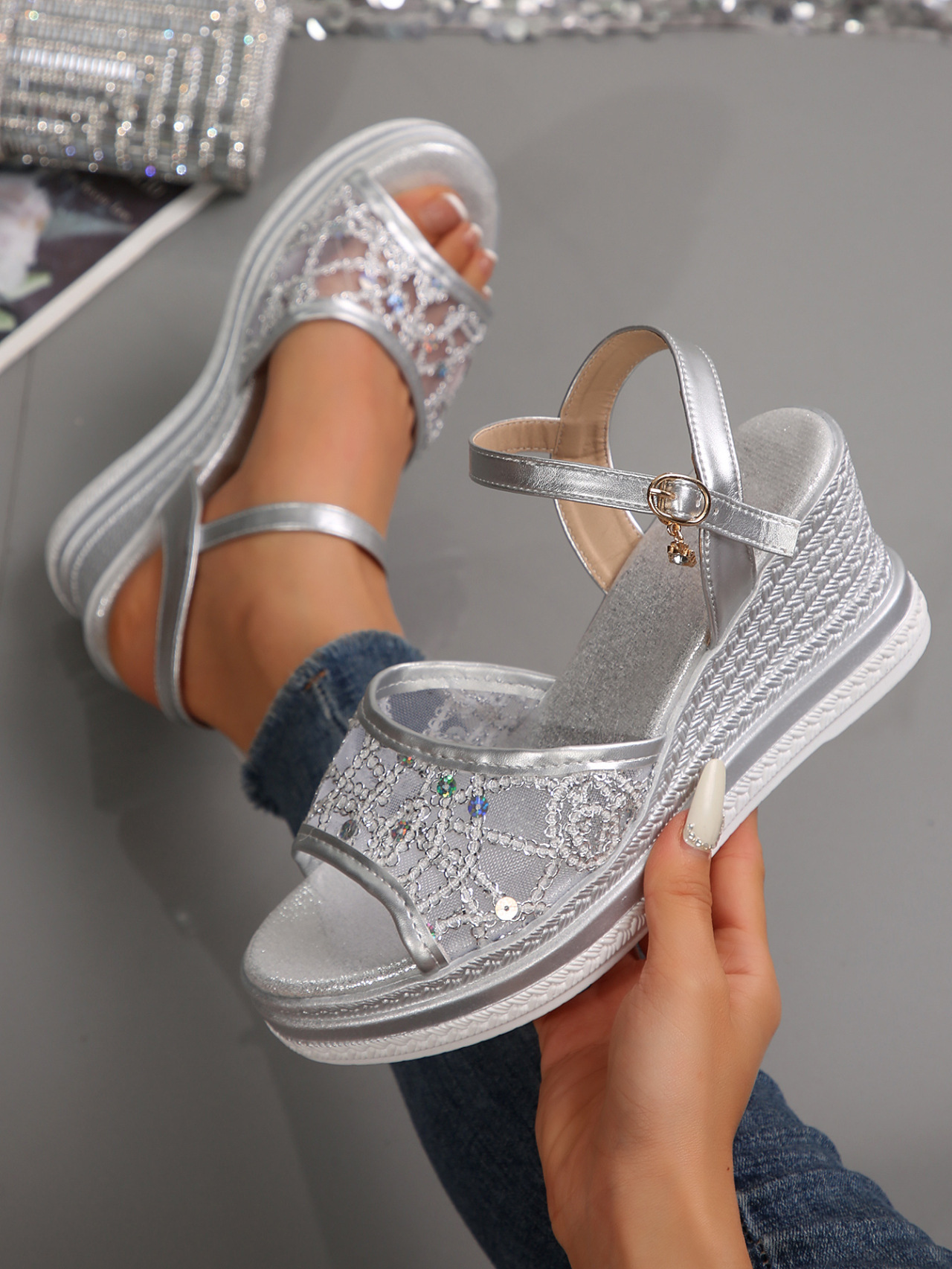 i2idjvmmydSNv11IL5JbeSsTWwyKmg4l/rZp