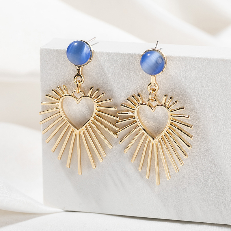 1 Pair Quantity 1 Pair Fashion Heart Shape Inlay Alloy Cat's Eye Stone Drop Earrings