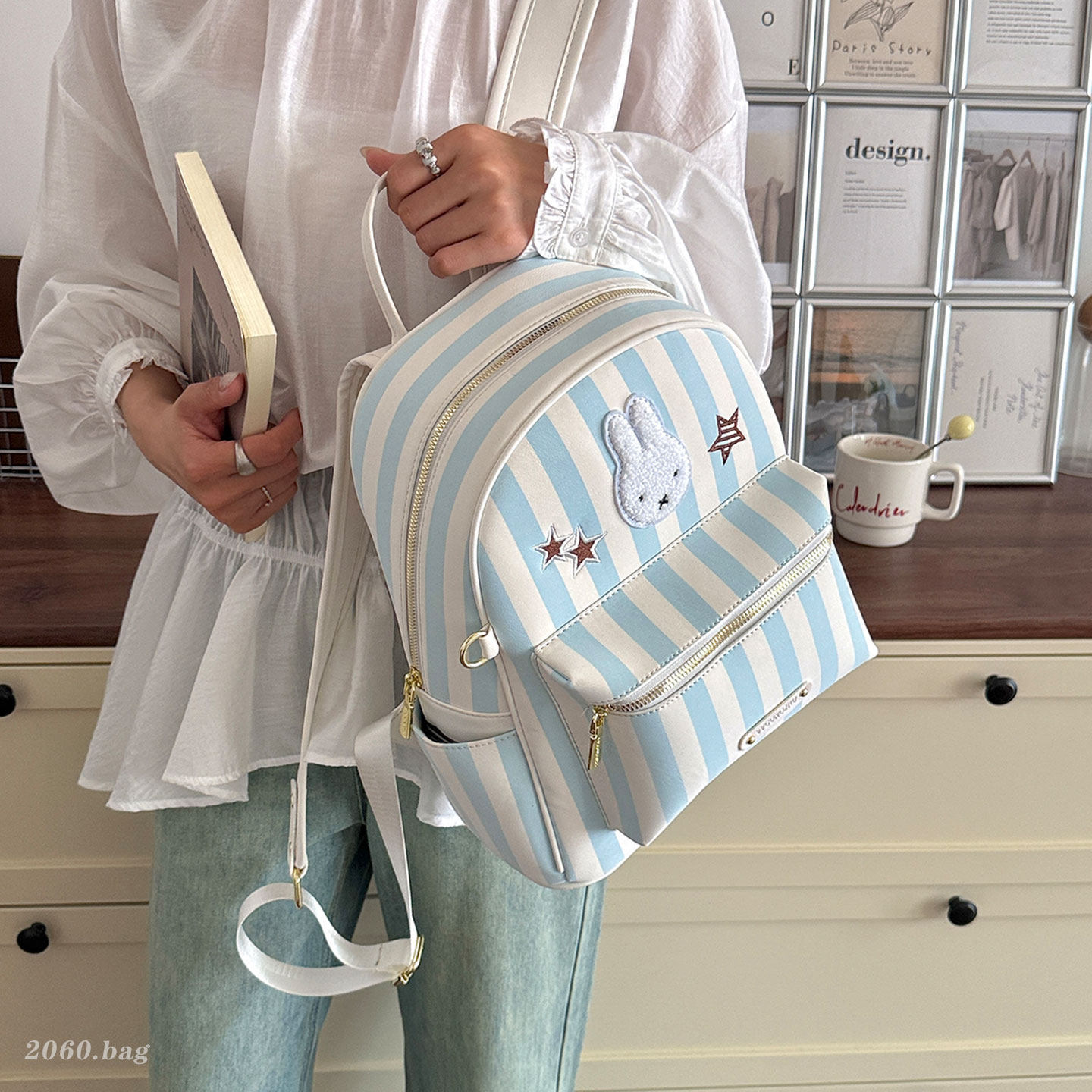 Verano fiesta mochila conejo popular lindas rayas de dibujos animados nuevos estudiantes 2026 mini mochila de mujer
