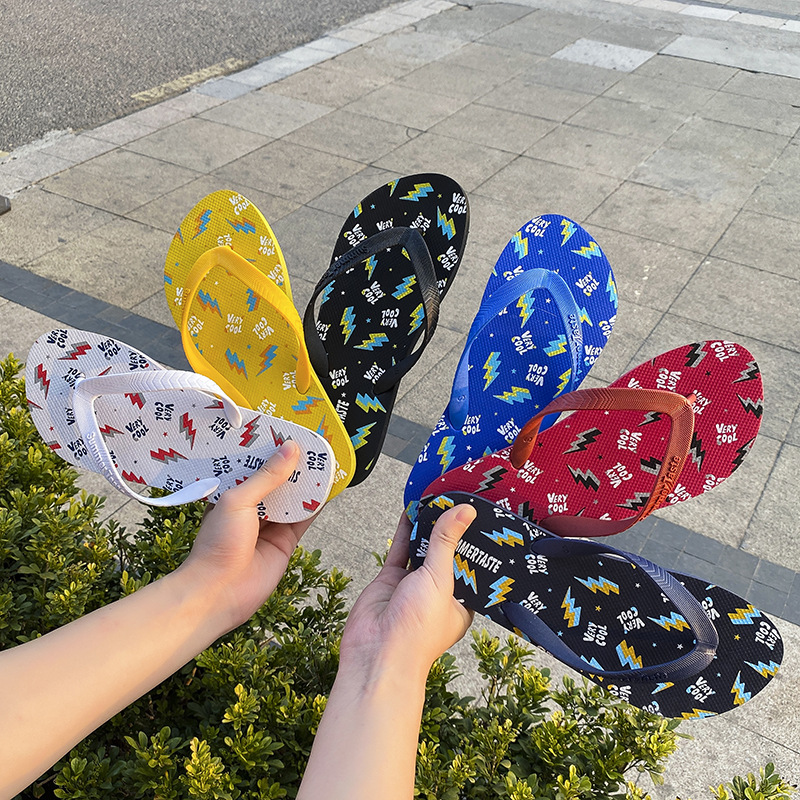 2023 New Herringbone Flip-Flops for Men, Summer Non-Slip Outwear Men's Slippers, Fashion Trendy Personalized Toe-Crossing Beach Sandals