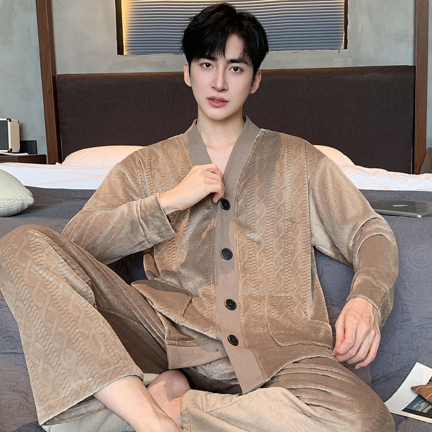 Men's Pajamas Island Velvet 2025 New Autumn and Winter Pure Color Home Clothes Set Fleece-Lined and Thickeneded Large Size 100kg