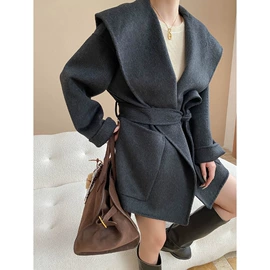 女式T恤;女式针织衫;女式牛仔裤