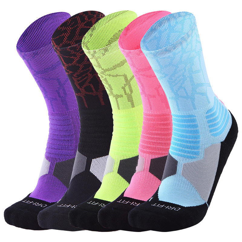 Calcetines deportivos de media pantorrilla para venta al por mayor transfronteriza, calcetines de toalla antideslizantes engrosados, calcetines de baloncesto versátiles, absorbentes de impactos, de sudor y transpirables.