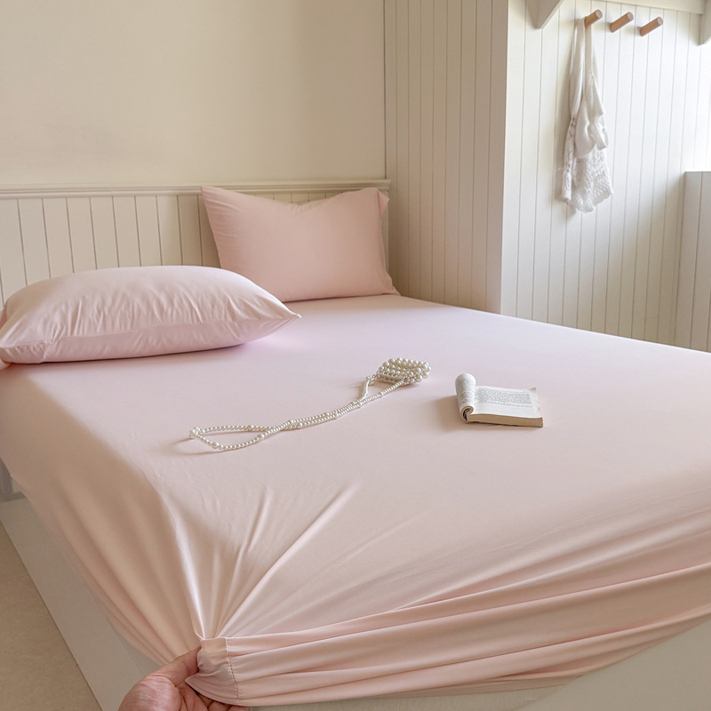 Class a Summer Cooling Silky Smooth Solid Color Fitted Sheet Three-Piece Set, Suitable for Sleeping Naked, Machine Washable, Non-Slip, Fully Wrapped, for Home Use Class a Summer Cooling Silky Smooth Solid Color Fitted Sheet Three-Piece Set, Suitable for Sleeping Naked, Machine Washable, Non-Slip, Fully Wrapped, for Home Use
