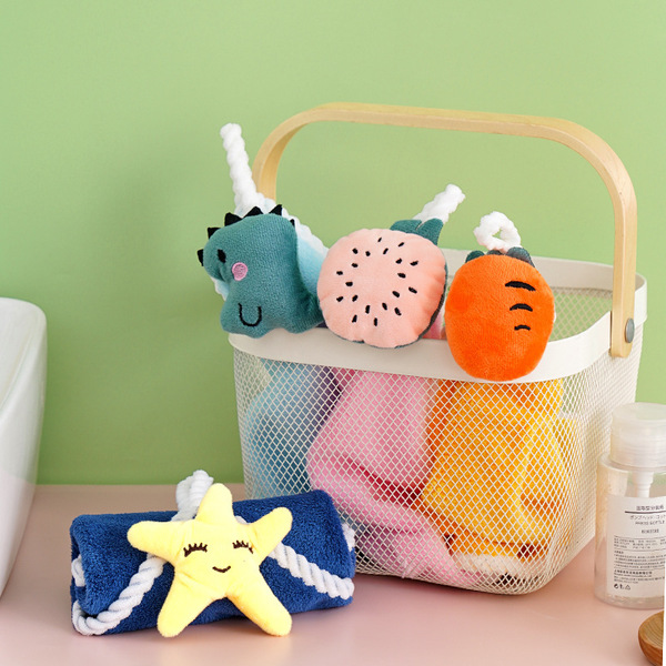 coral towel