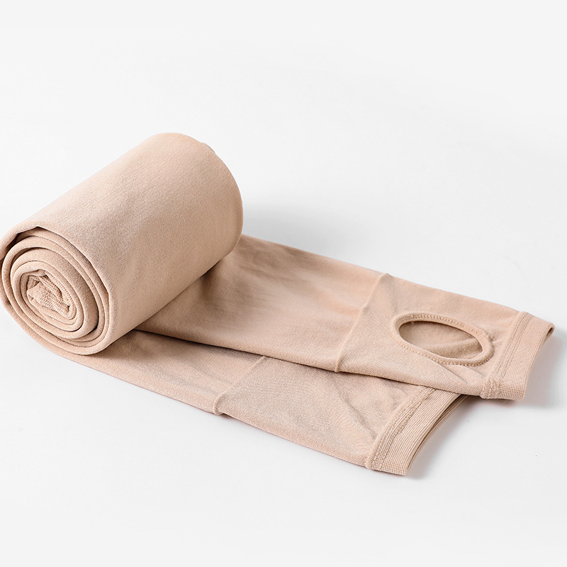 Piernas desnudas, artefacto natural, color de carne femenina más leggings engrosados de terciopelo, calcetines de fondo de otoño e invierno, pantimedias cálidas de gran tamaño