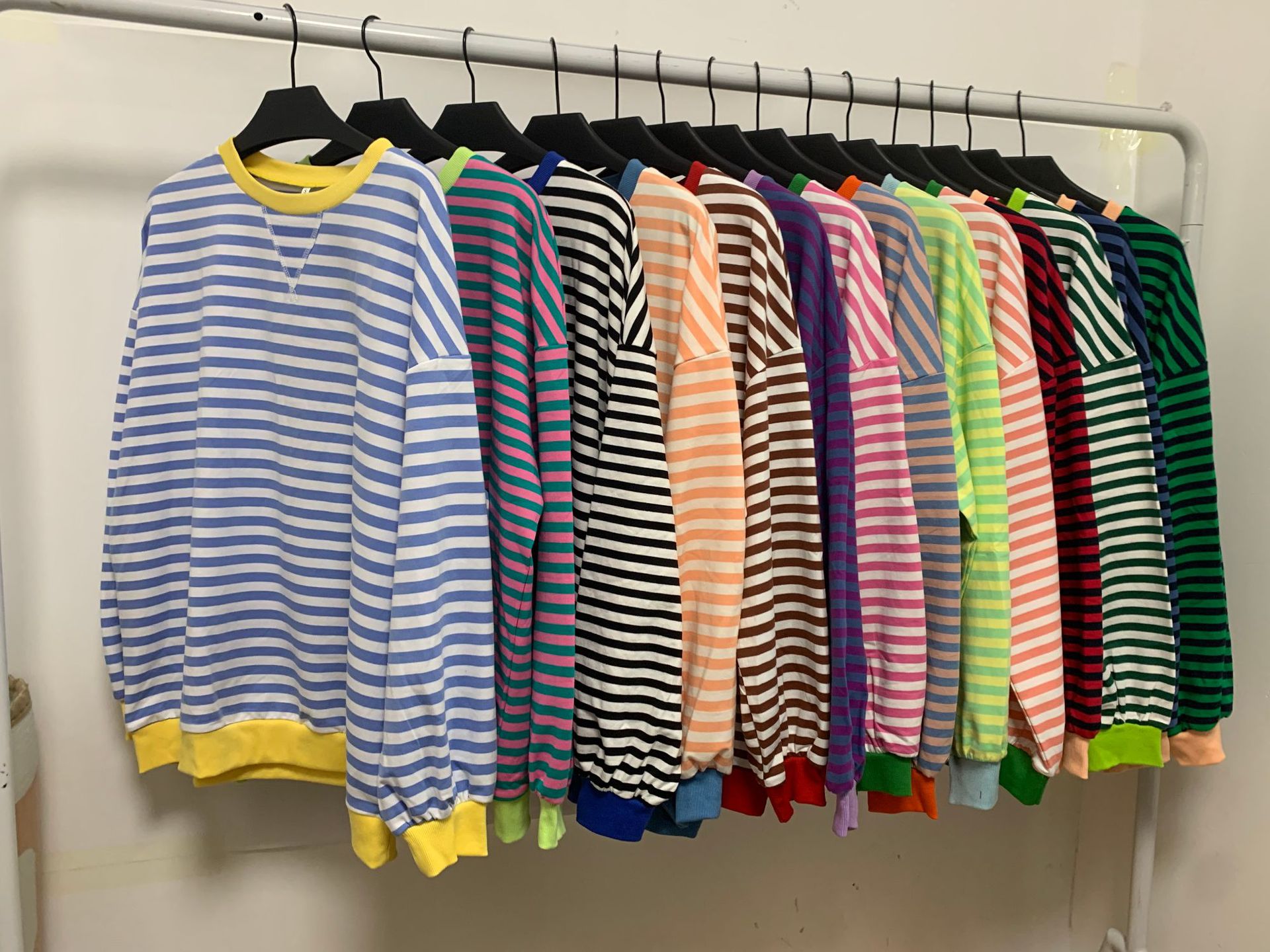 모델 실제 샷 업데이트 ~ 재고 재고