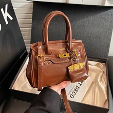 ���L�͹��K���2026�����¿�������߼��Іμ���r��ͨ��б���Ů