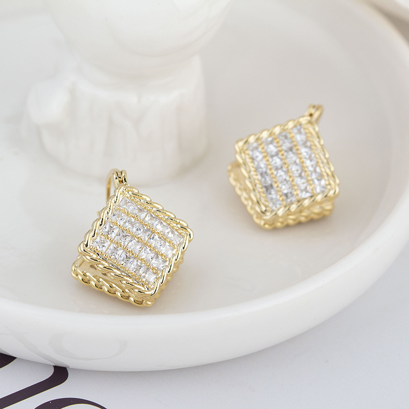 Double-sided women's fashionable sophisticated earrings