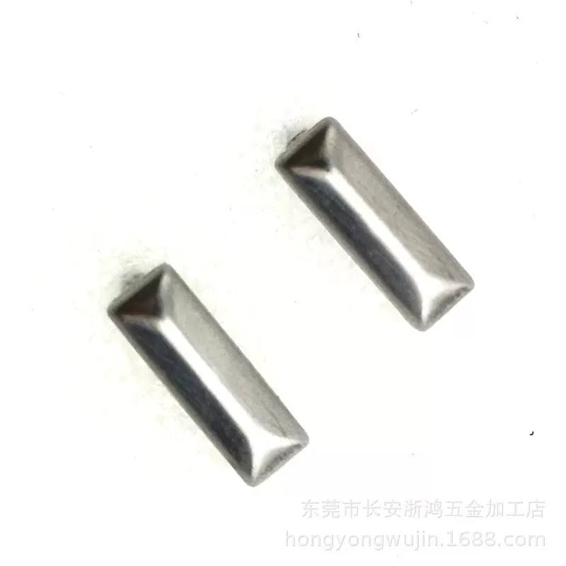 4*12mm 脚长7mm 0.25g 铁 两脚爪钉 长条爪钉 长方形爪钉 条状钉