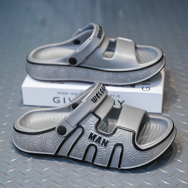 Zapatillas de hombre de verano nuevo estilo de arena para usar fuera de la mierda sensación de fondo suave baño doméstico anti-deslizante trapos fríos hombres al por mayor