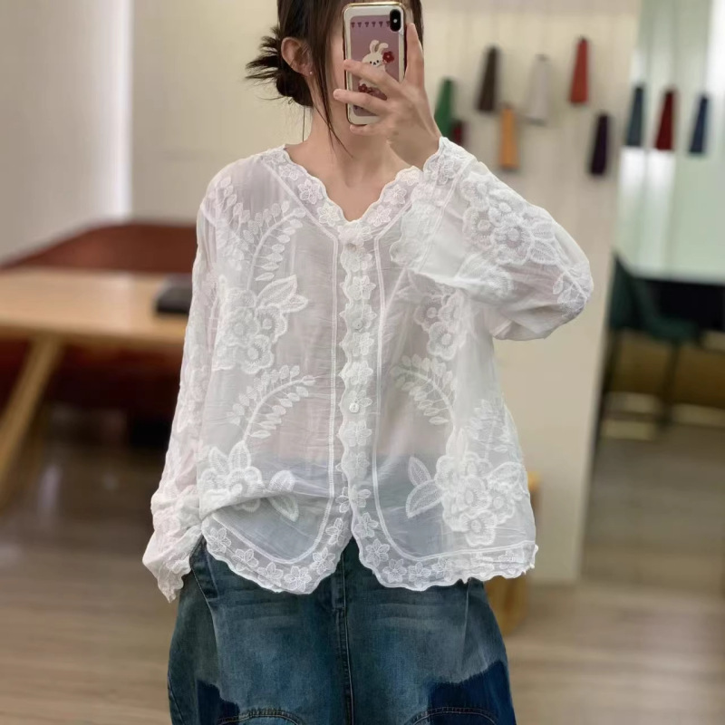 2026 Spring and Summer New Style Pure Cotton Lace Crochet Elegant Loose Embroidered Long-Sleeved Shirt Versatile Light Cardigan for Women 2026 Spring and Summer New Style Pure Cotton Lace Crochet Elegant Loose Embroidered Long-Sleeved Shirt Versatile Light Cardigan for Women