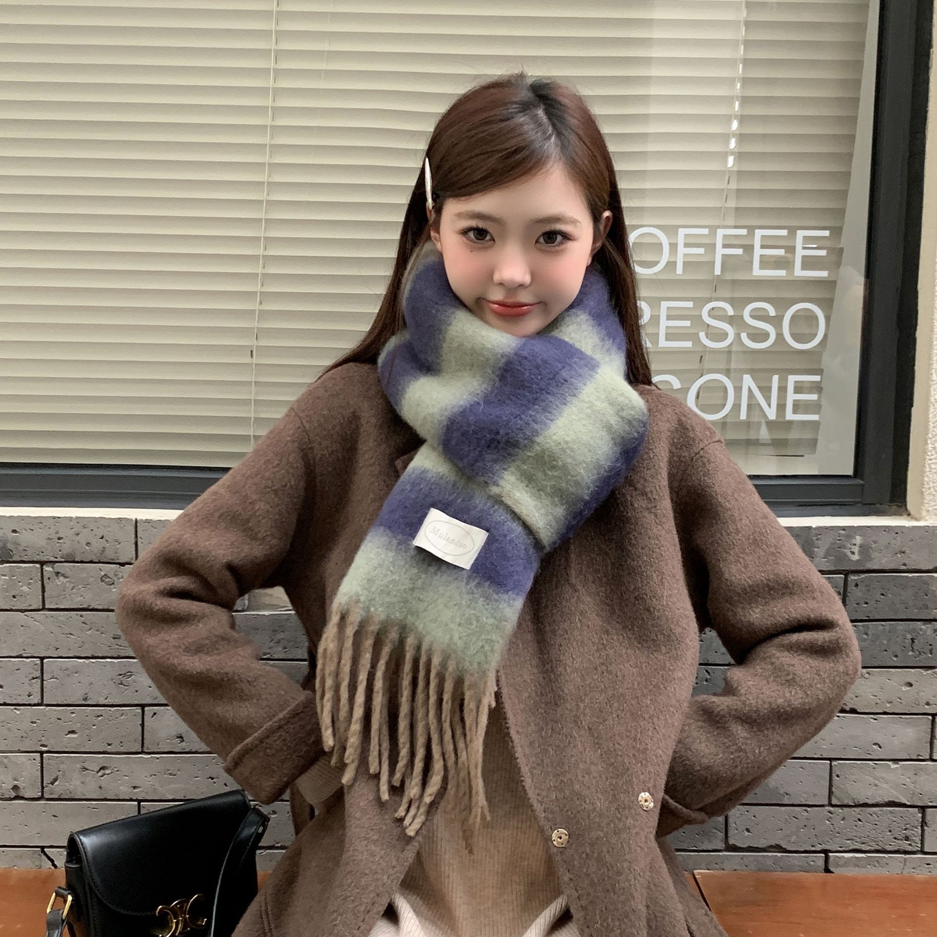 Corea del Sur AC rayas de color combinado bufandas de cachemira 2024 nuevo otoño invierno moda versátil pareja calentamiento buñuelo