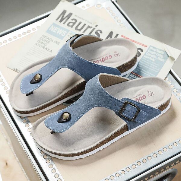 Flip-Flops for Men Summer 2025 Fashionable Cork Sandals for Women Versatile Outer Wear Couple Beach Shoes Flip-Flops Large Size Slippers