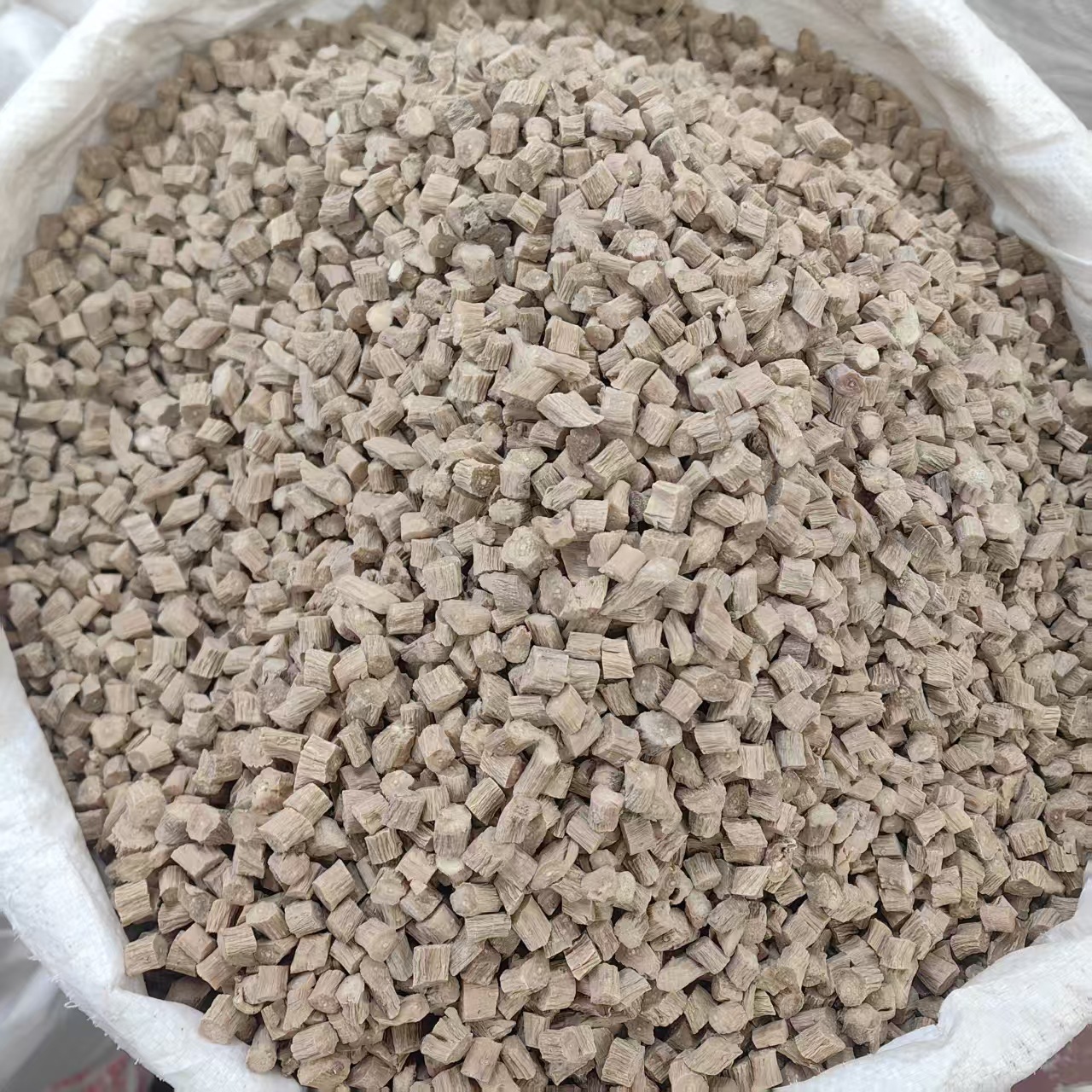 Huai Niu Xi Achyranthes Root Powder 500g Henan Dried Herb for Decoction and Culinary Use quality and texture