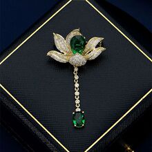 Vintage Elegant Women Classic Pendant Lotus Crystal Brooches