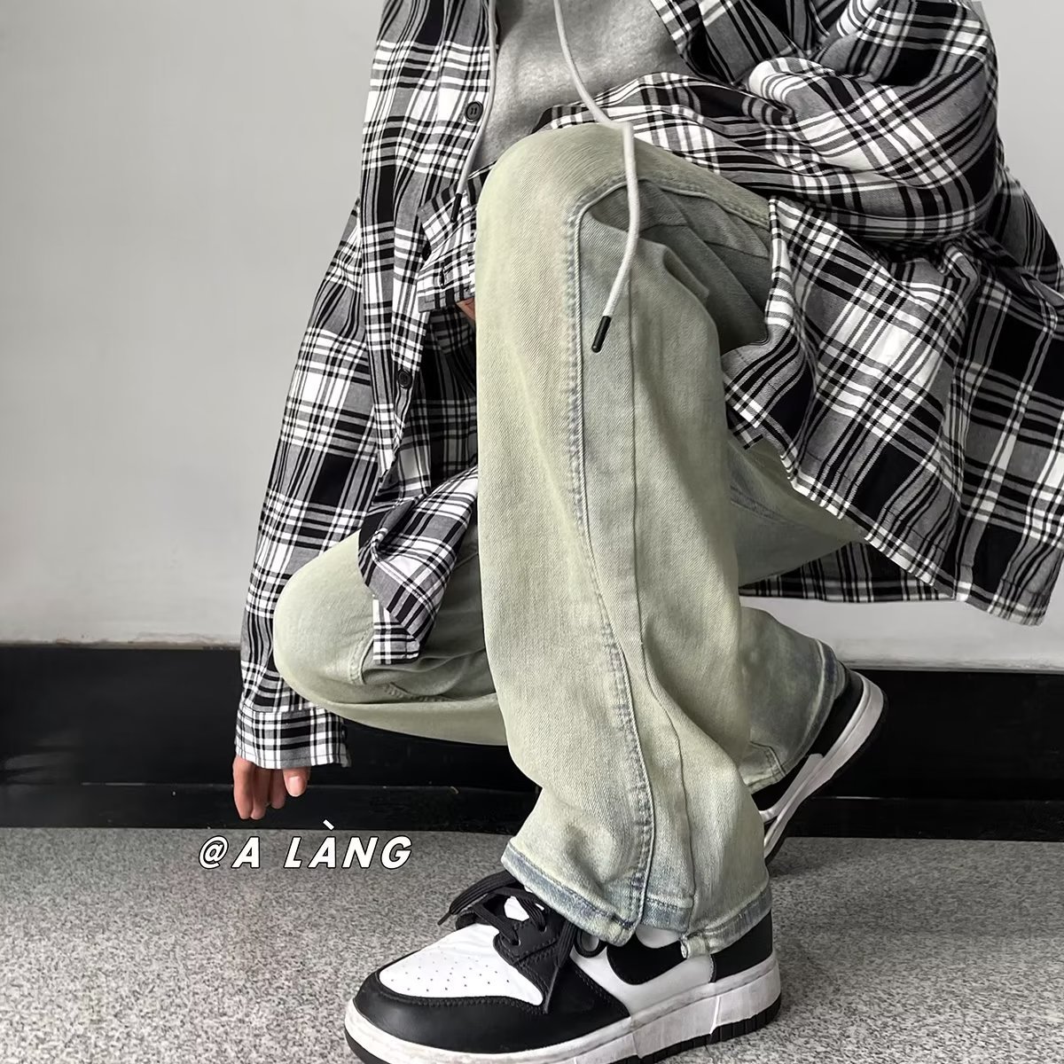 Pantalones de mezclilla teñidos de barro amarillo de alta calidad, belleza masculina, primavera y otoño, nuevos estilos, pantalones de pierna recta retro, control de red completo, alargado y súper largo