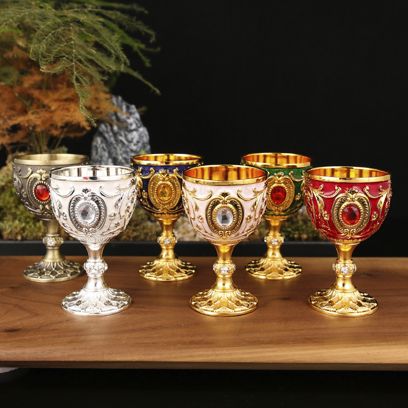 Copa de Venta caliente transfronteriza Copa de oro vino banquete pequeña copa de vino té suministro de agua taza de agua bendita taza de vino Decoración