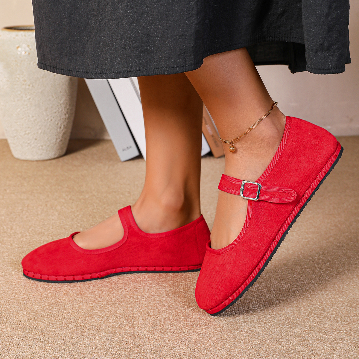 Zapatos de comercio exterior transfronterizo de estilo europeo y americano retro agitando hilo de terremoto, zapatos de sola sola sola plana, rojo suave, hadas de noche