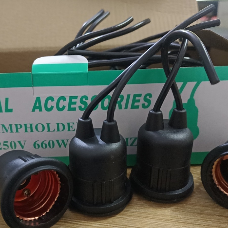Thailand Foreign Trade Lamp Cap Southeast Asia Export Black Waterproof Lamp Cap Border Trade Lamp Cap Lamp holder E27 Threaded Lamp Cap