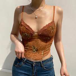 （实价）蕾丝拼接胸型吊带背心上衣女
