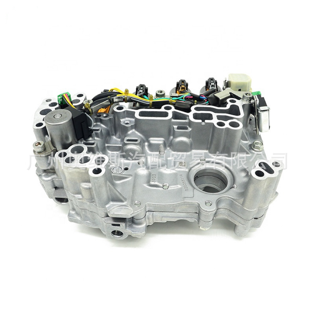 High QuAlity JF015E Auto PArts RE0f11A CVT JF015 TrAnsmission Body for NissAn