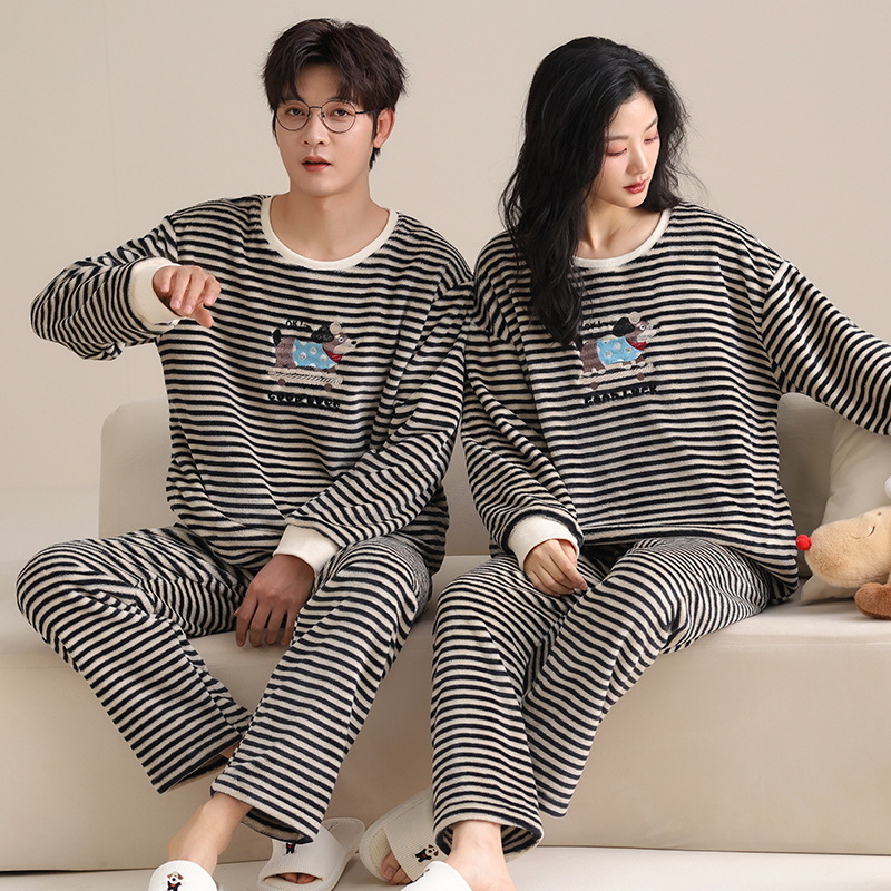 Pajamas de pareja otoño y invierno de terciopelo de coral cálido conjunto de mangas largas de franela casual se puede usar ropa de hogar a rayas