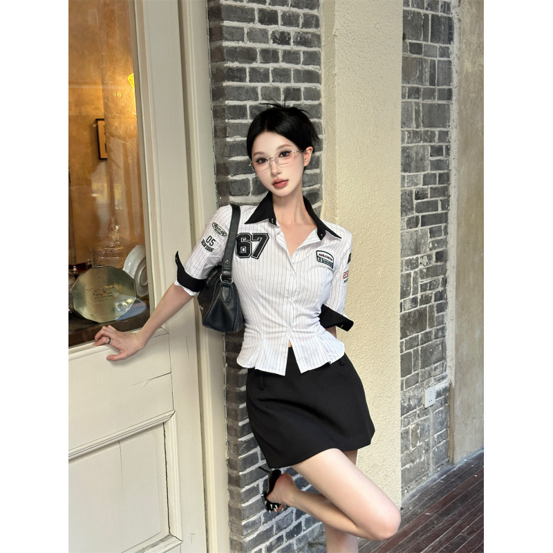 Real Shot of Retro Contrasting Color Striped Football Uniform Women's Summer New Waist-Cinching Shirt Bottoming Top +