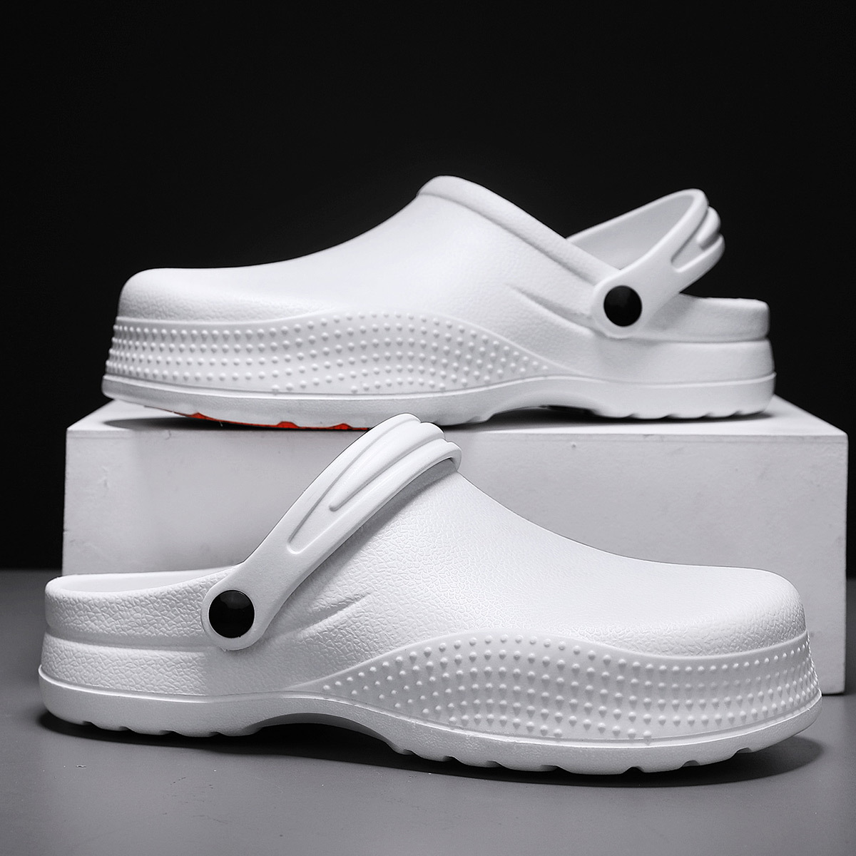 Cross-border surgical shoes men and women nurses operating room slippers intensive care unit rubber wrap shoes experimental hole shoes can be plus size